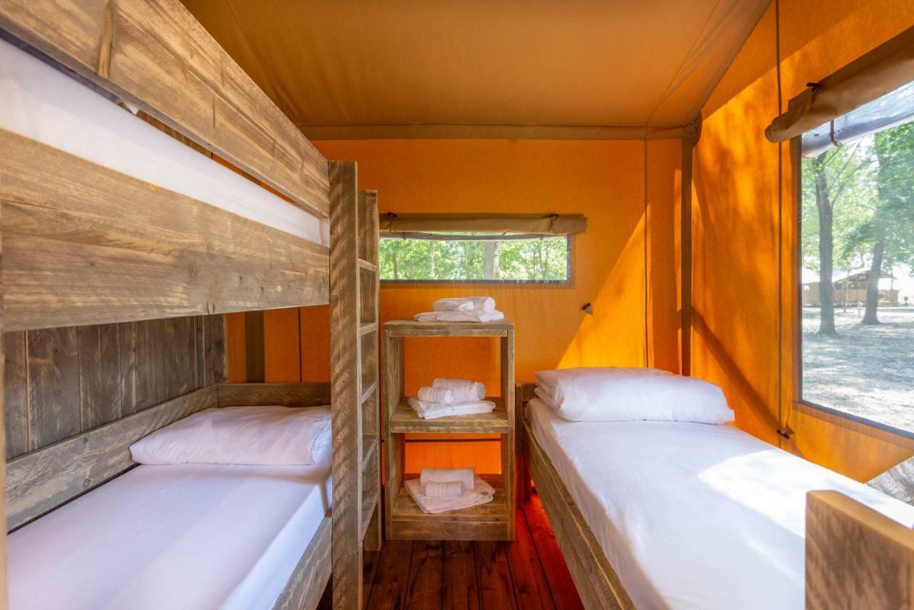 Agriturismo Tenuta Regina - Glamping Luxury Lodges And Apartments Palazzolo dello Stella Ngoại thất bức ảnh